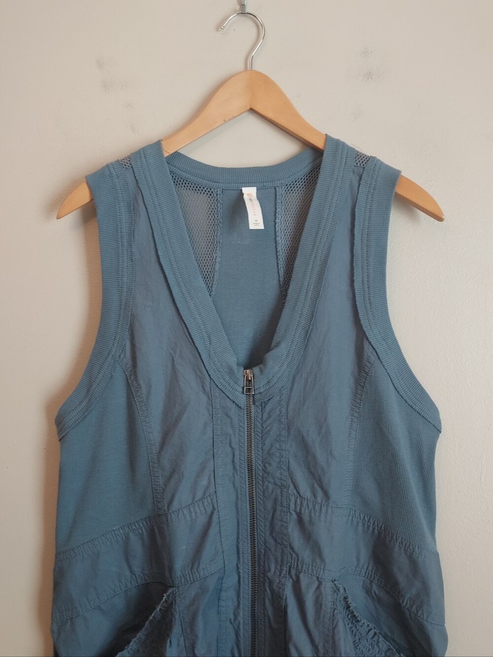 Anthropologie Daily Practice Trek Utility Sleeveless Active Dress Size Medium - Picture 6 of 12
